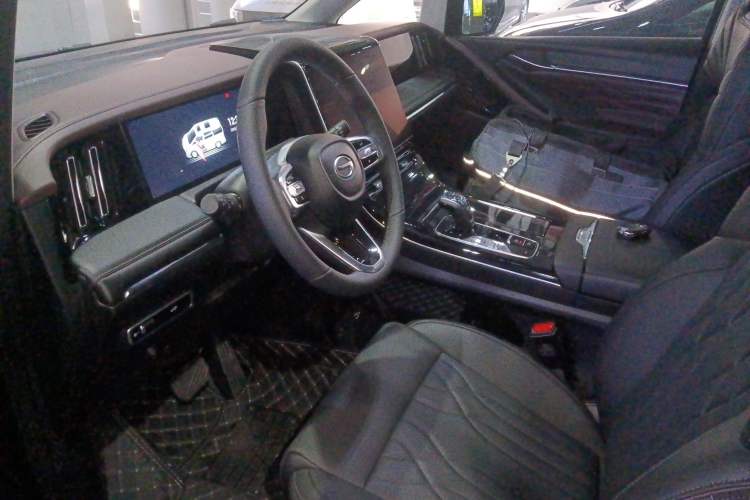 Used GAC Trumpchi M8 2024 Master Series 400T Prestige Edition
