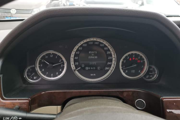 Used Mercedes-Benz E-Class 2010 E 260 L CGI Elegant Model