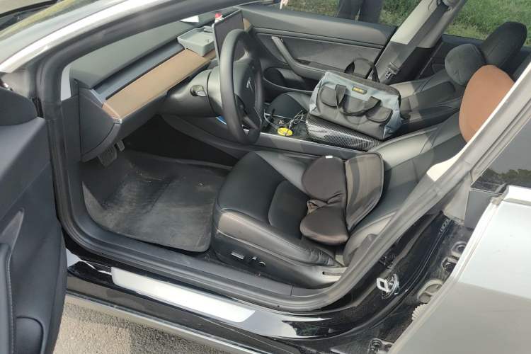 Used Tesla Model 3 2020 Revised Version Standard Range Rear-Wheel Drive – Upgraded Edition Driver Seat