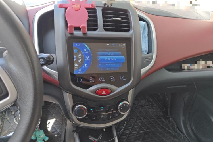 Used CHANGAN Benni 2015 1.4L IMT Prestige Model China V Standard Audio And AC Panel