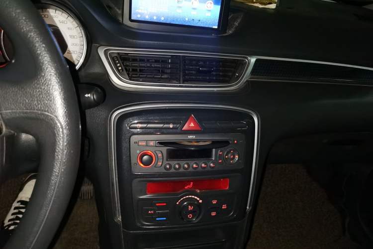 Used Peugeot 308 2012 2.0L Automatic Fashion Edition