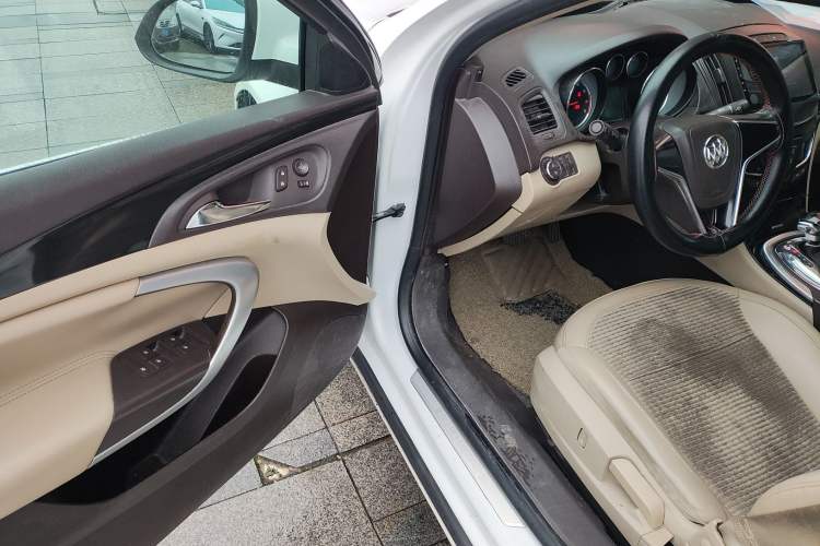 Used Buick Regal 2014 2.0L Leading Fashion Edition
