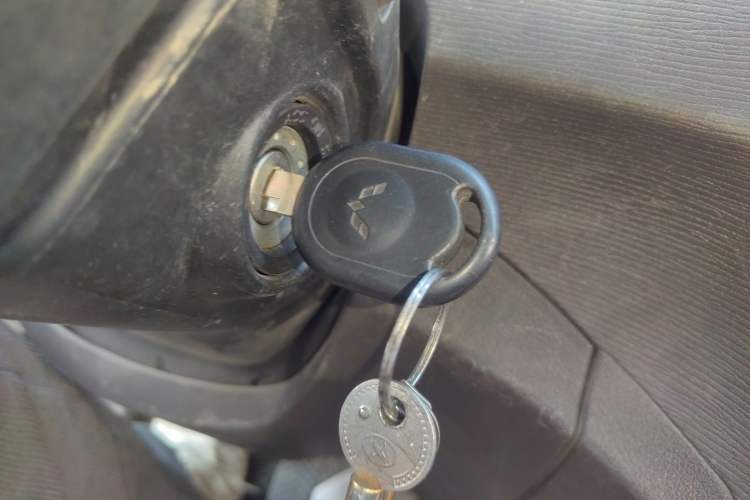 Used Wuling Hongguang 2014 1.5L S Standard Version
