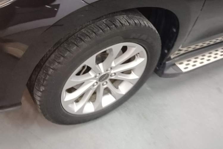 Used Haval H2 2017 Red-Label 1.5T Automatic Two-Wheel Drive Elite Model Left Front Wheel Hub