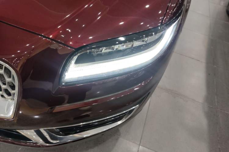 Used Lincoln Nautilus 2019 2.0T Two-Wheel Drive Luxury Edition China VI Standard Left Front Headlight