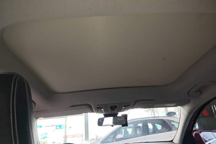 Used Mercedes-Benz GLA 2015 GLA 200 Fashion Model Headliner