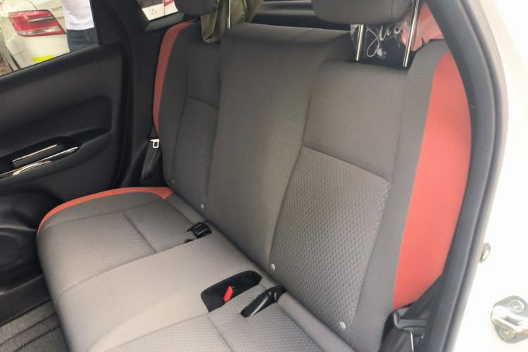 Used Honda LIFE 2021 1.5L CVT SPO-SS Dynamic Edition Left Rear Seat