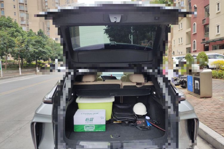 Used Cadillac LYRIQ 2022 Rear-Drive Long-Range Prestige Edition Trunk