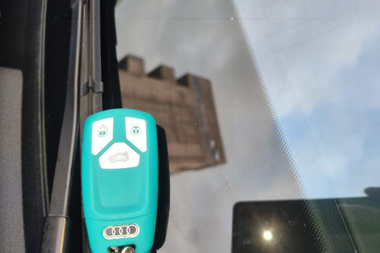 Used Audi A4L 2023 40 TFSI Fashion Dynamic Model
