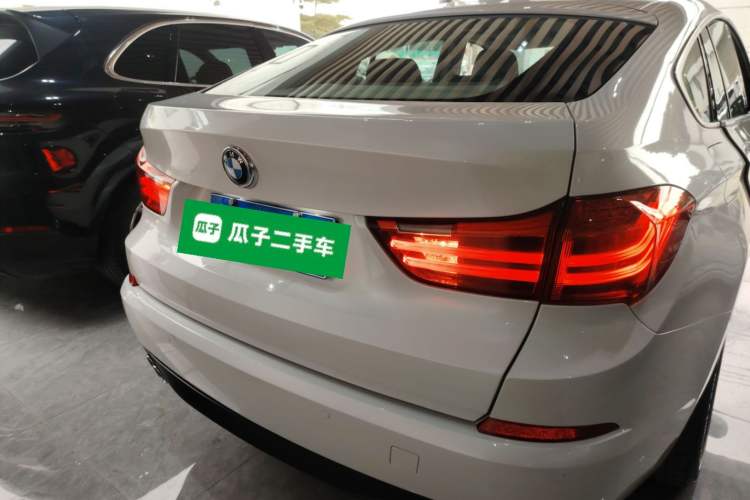 Used BMW 5 Series GT 2014 528i Leading Model
