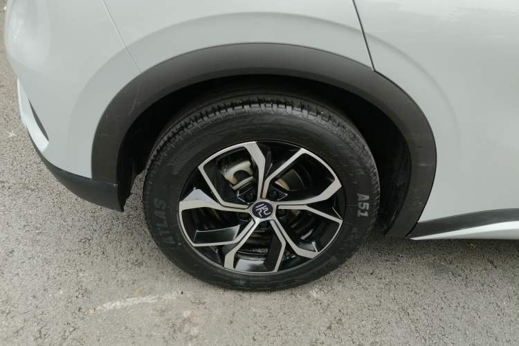 Used BYD Yuan PLUS 2023 Champion Edition 430KM Superior Model Right Rear Wheel Hub