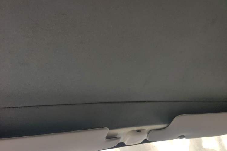 Used King Long Golden Way 2019 2.0L Van Series V20