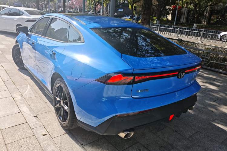 Used Changan UNI-V 2022 1.5T Prestige Version