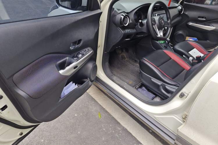 Used Nissan Kicks 2017 1.5L CVT Cool Enjoy Edition