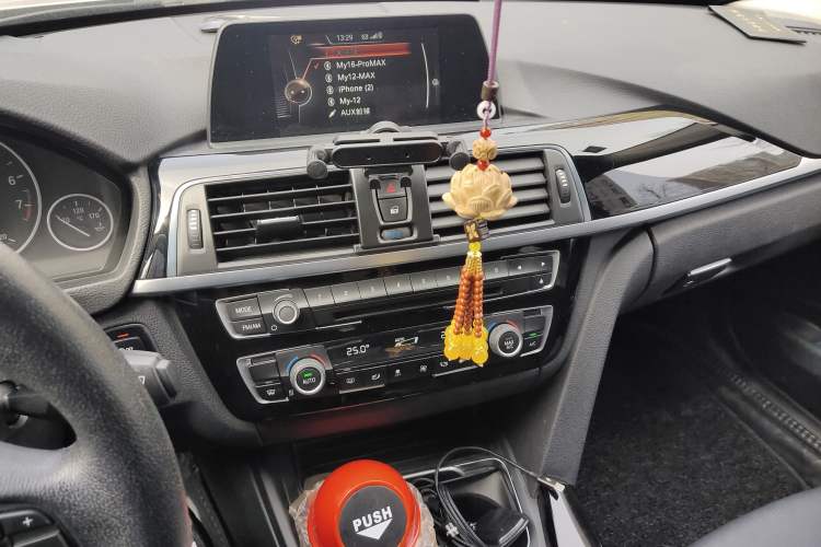 Used BMW 3 Series 2016 320i Fashion Model