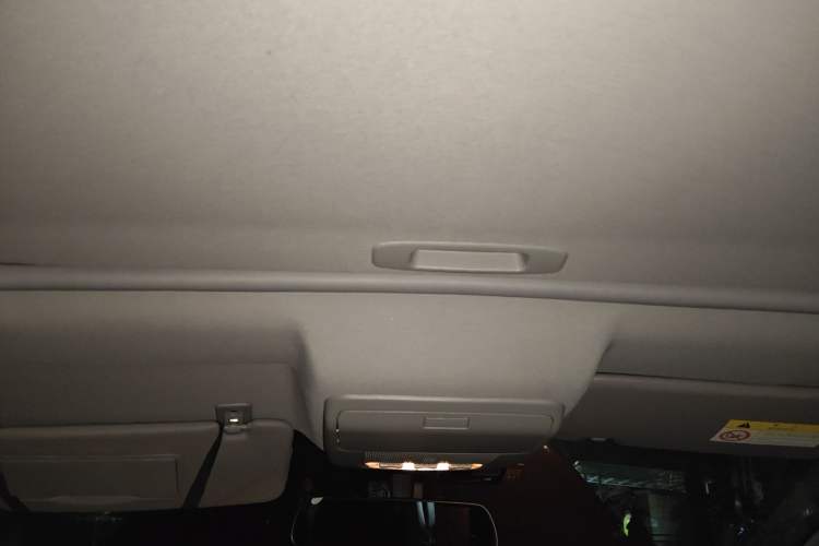 Used Peugeot 3008 2015 2.0L Automatic Trend Edition
