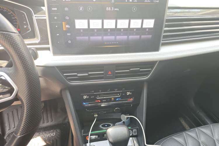 Used Volkswagen Tiguan L 2022 330TSI Automatic Two-Wheel Drive Smart Edition
