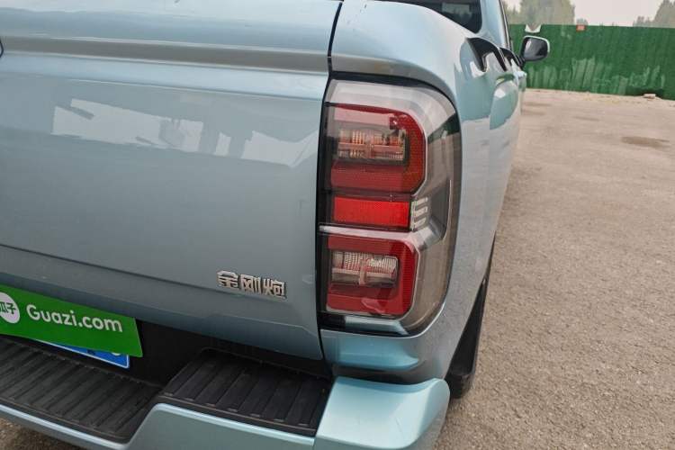 Used Great Wall King Kong Poer 2022 2.0T Manual Diesel Two-Wheel Drive Entrepreneurial Version Long Box Flat Bed – GW4D20M