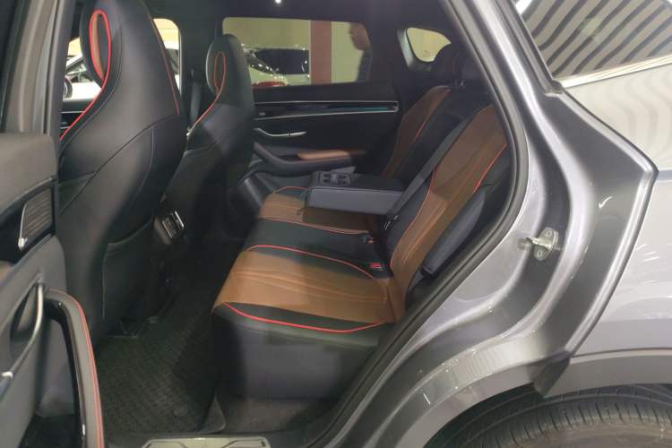 Used BYD Song PLUS New Energy 2021 DM-i 100KM Four-Wheel Drive Flagship PLUS
