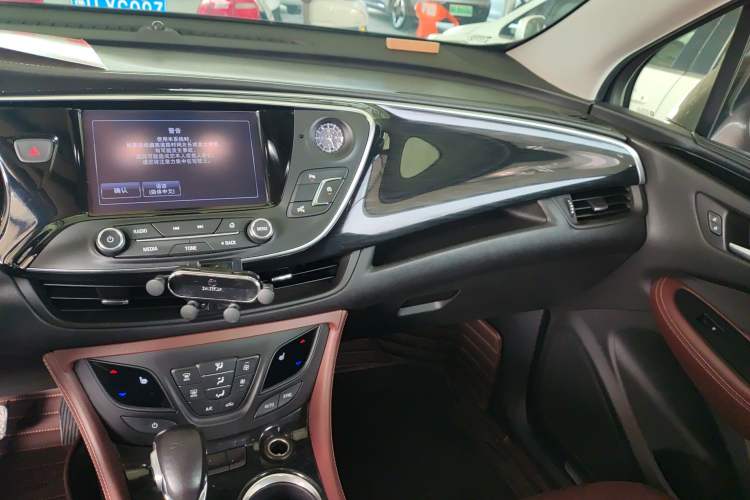 Used Buick Envision 2018 20T Two-Wheel Drive Luxury Model