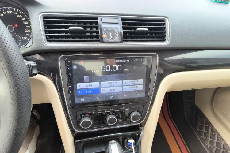 Used Volkswagen Passat 2014 1.8TSI Automatic Prestige Edition
