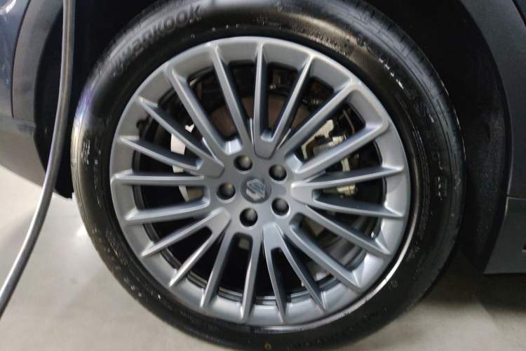 Used Leapmotor C11 2024 Range-Extended 300 Luxury Edition
