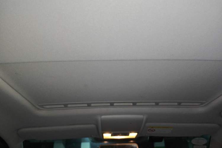 Used Volkswagen Lavida 2017 1.6L Automatic Comfort Edition Headliner