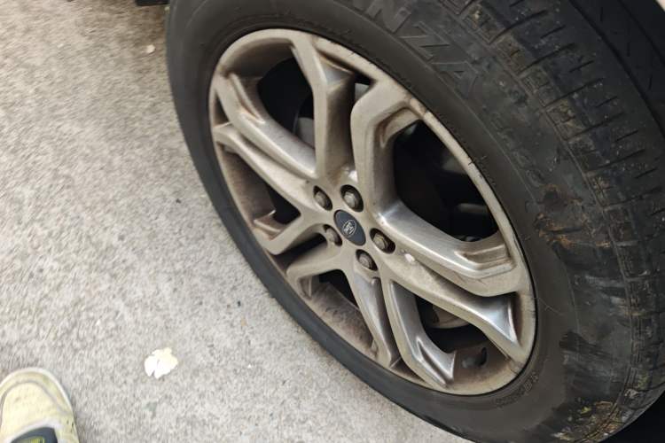 Used Ford Edge 2015 2.0T GTDi 4x4 High-Grade Model Right Front Wheel Hub