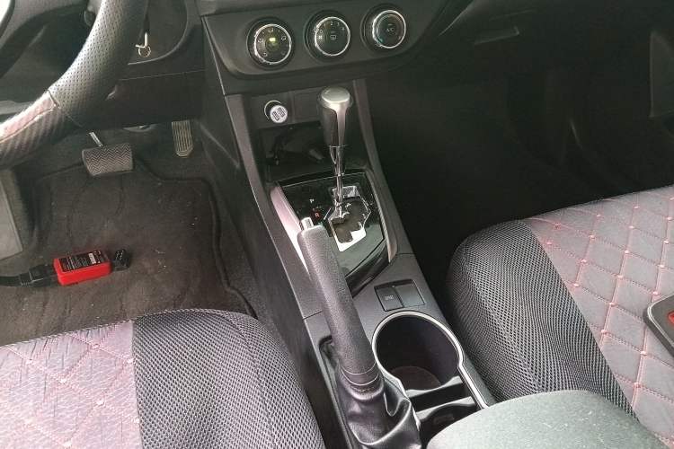 Used Toyota Levin 2014 1.8 GS CVT Elite Edition Gear Lever