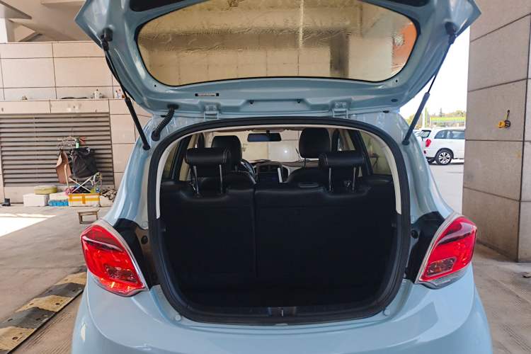 Used CHANGAN OSHAN Benni E-Star 2021 National Edition Xin Yue Version Lithium Iron Phosphate (31.95 kWh) Trunk