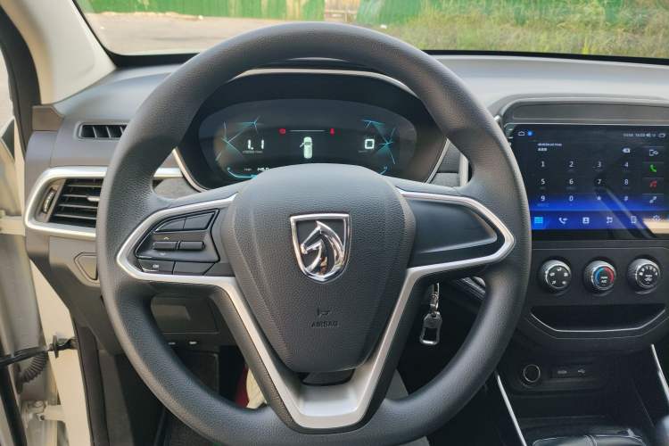 Used Baojun 530 2021 Global Car Anniversary Edition 1.5T Manual Comfort Model 5 Seats