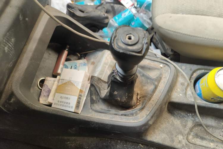 Used Wuling Hongguang V 2019 1.5L Standard Version China VI LAR
