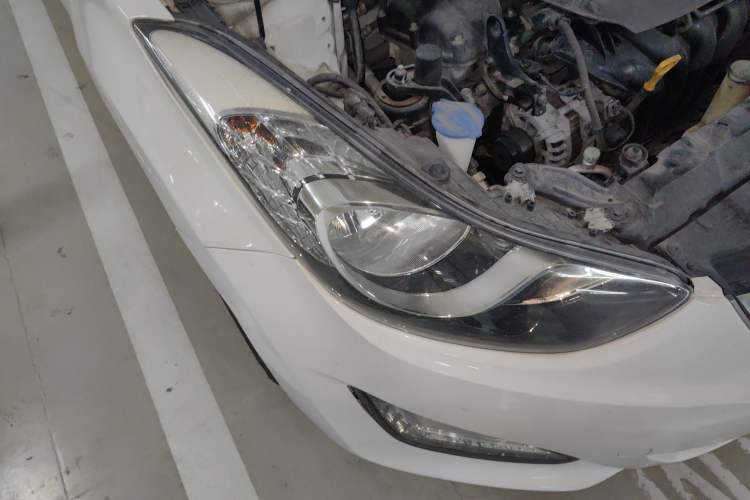 Used Hyundai Elantra (5th Generation / Langdong) 2015 1.6L Automatic Leading Model