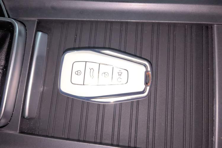 Used Geely Auto Emgrand 2021 UP 1.5L CVT Luxury Model