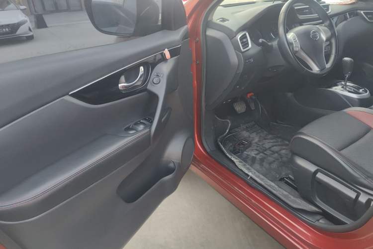 Used Nissan Qashqai 2016 2.0L CVT Luxury Edition