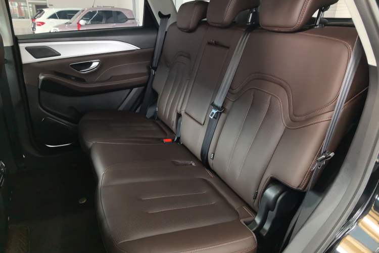 Used JETOUR X95 2023 1.6T DCT Era Edition 7-Seater
