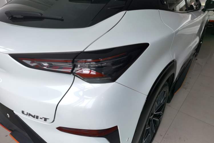 Used CHANGAN UNI-T 2022 1.5T Flagship Edition
