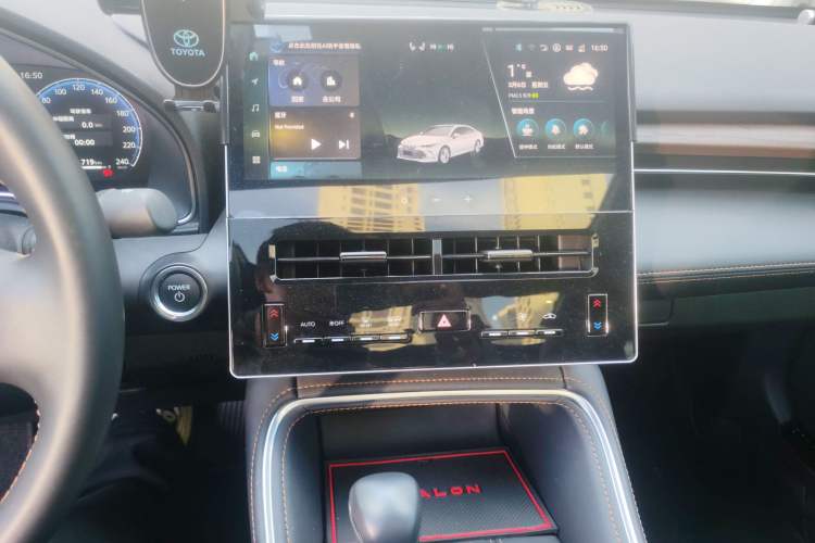 Used Toyota Avalon 2024 Dual-Motor 2.0L Luxury Edition