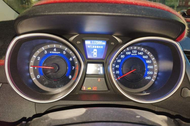 Used Hyundai Elantra (5th Generation / Langdong) 2016 1.6L Automatic Prestige Model Instrument Cluster