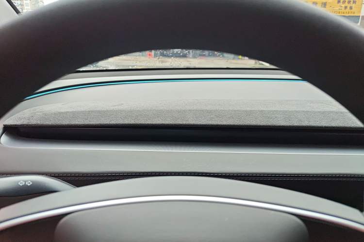 Used Tesla Model Y 2025 Rear-Wheel-Drive Version
