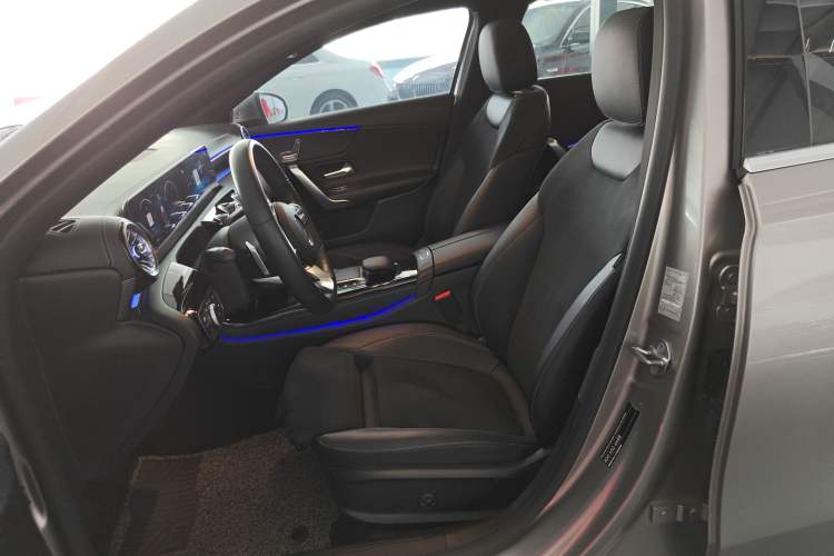 Used Mercedes-Benz A-Class 2021 A 200 L Sport Sedan Fashion Model Left Front Seat