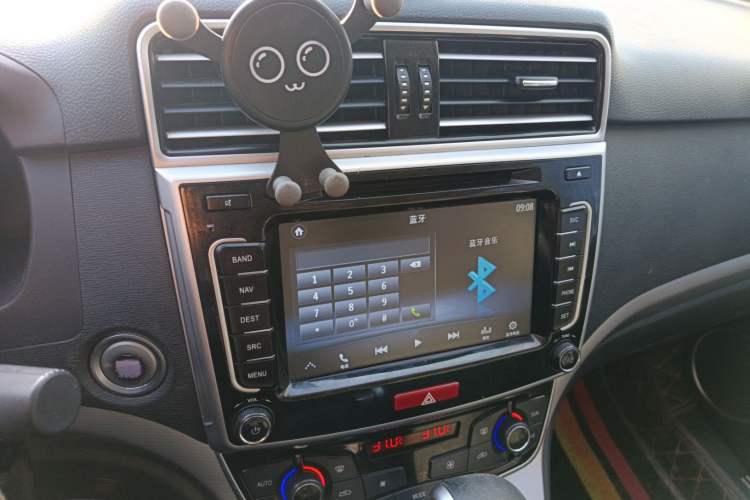 Used Haval M6 2017 1.5T Automatic Two-Wheel Drive Elite Model