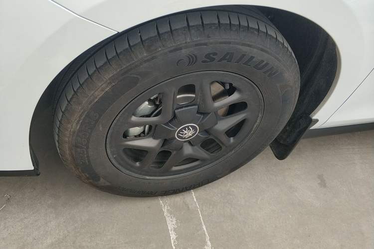 Used BYD Qin PLUS 2025 DM-i Smart Drive 55KM Leading Model