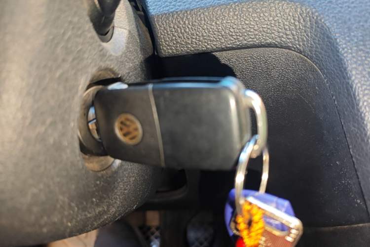 Used Volkswagen Santana 2017 Haval H9 1.6L Manual Comfort Edition
