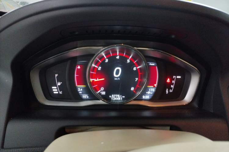 Used Volvo XC60 2015 T5 Smart Upgrade Model