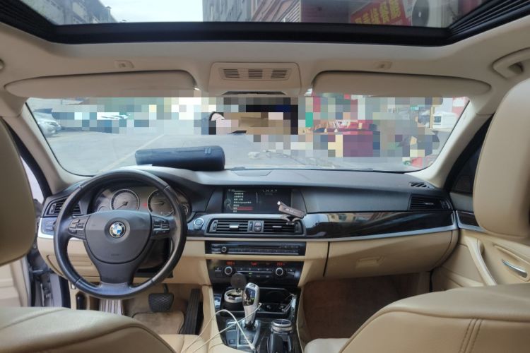 Used BMW 5 Series 2013 525Li Luxury Model