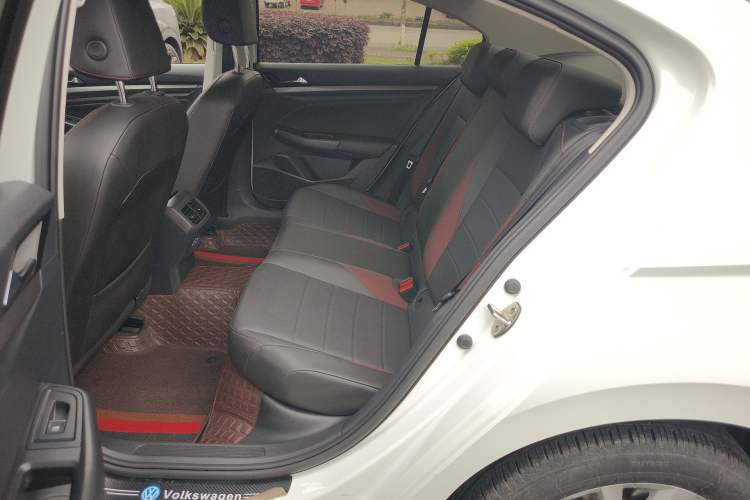 Used Volkswagen Bora 2021 1.5L Automatic Elite Smart Connect Edition Left Rear Seat