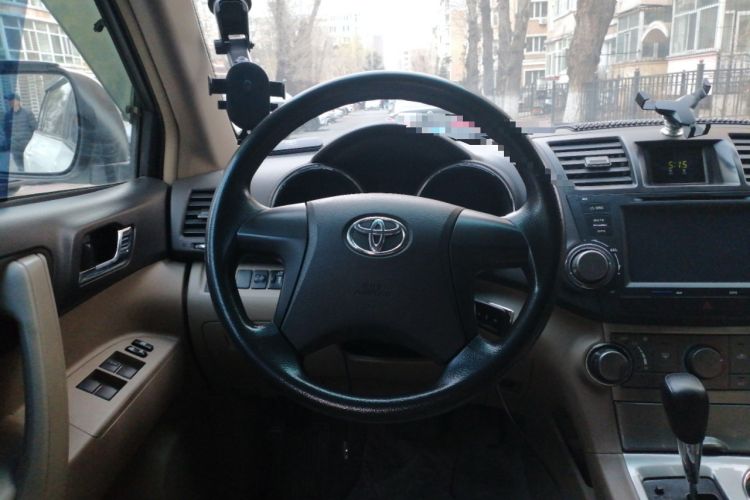 Used Toyota Highlander 2012 2.7L Two-Wheel Drive 7-Seater Elite Edition