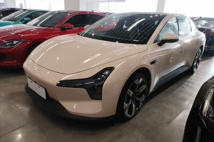 Used XPeng MONA M03 2024 620 with Ultra-Long Range