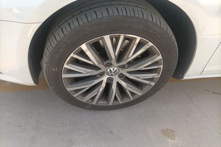 Used Volkswagen FAW-Volkswagen CC 2016 2.0 TSI Luxury Model Exterior 4